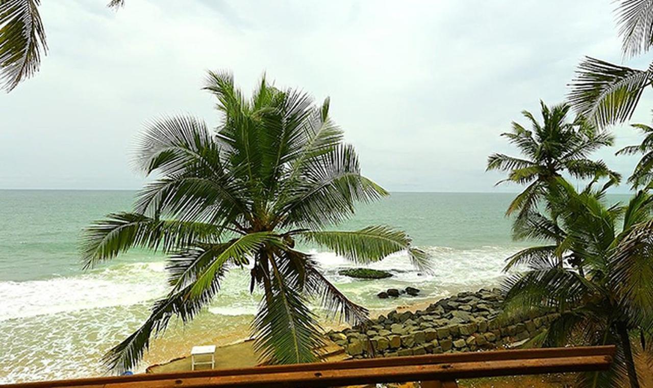 Fabhotel Wateredge Beach Resort Kovalam Exterior photo